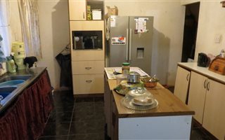 3 Bedroom House in Lotus Park