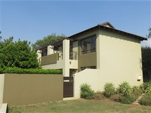 2 Bed Duplex in Maroeladal