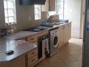 2 Bed Garden Cottage in Highlands North