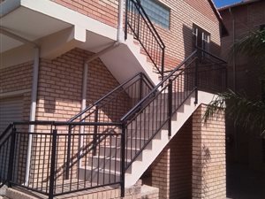 2 Bed Apartment in Magalieskruin