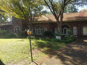 4 Bed House in Harmoniesrus