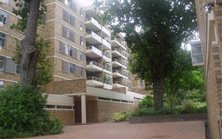 Studio Apartment in Newlands