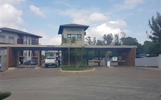 87 m² Commercial space in Lombardy Estate