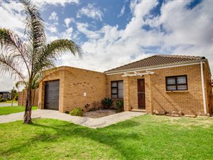 2 Bed House in Kraaifontein Central