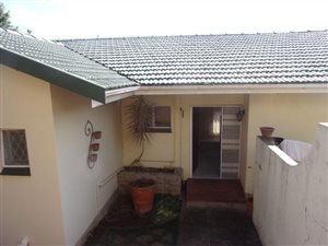 3 Bed House in Montclair