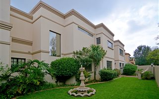 4 Bedroom House in Kyalami Estate