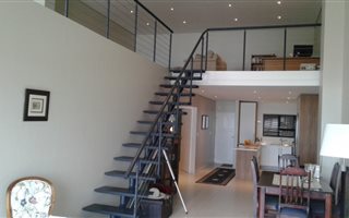 2 Bedroom Apartment in Bloubergrant