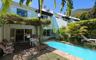 3 Bedroom Townhouse in Fresnaye