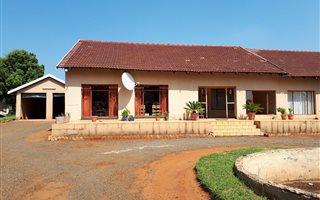 2600 m² Farm in Sundra