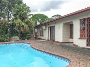 3 Bed House in Escombe