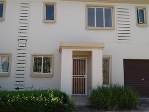 3 Bed Cluster in Country View