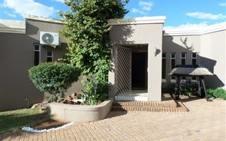 3 Bedroom House in Mohadin