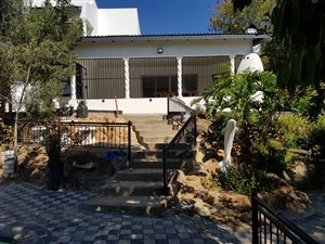 4 Bed House in Zandfontein AH