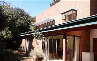 3 Bedroom House in Linden