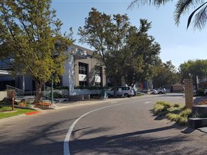 2356 m² Office Space in Bedfordview