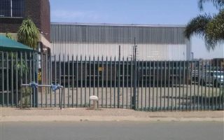 1300 m² Industrial space in Lea Glen