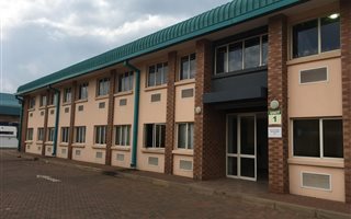 1076 m² Industrial space in Wychwood