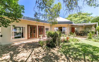 8660 m² Farm in Glen Austin