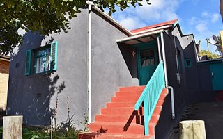 1 Bedroom House in Napier