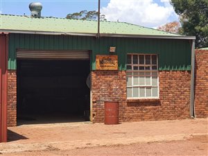 250 m² Industrial space in Irene