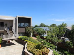 146 m² Office Space in Fourways