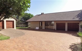 4 Bedroom House in Alberante