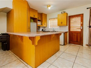2 Bed Flat in Gezina