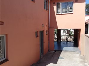 3 Bed House in Risecliff
