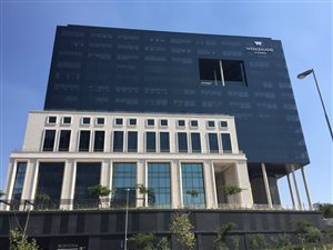 963 m² Office Space in Sandown