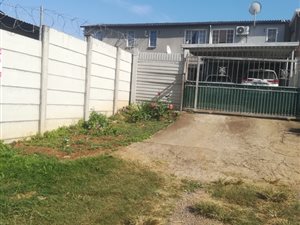 2 Bed House in Eastbury