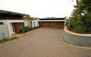 4 Bedroom House in Simbithi Estate