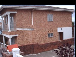 6 Bed House in Bayview
