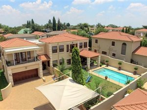 3 Bed House in Kyalami Ridge