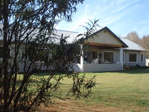 4 Bed House in Himeville
