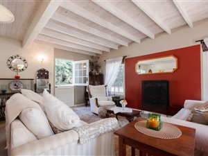 1 Bedroom Duplex in Stanford