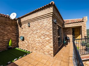 2 Bedroom Apartment in Liefde en Vrede