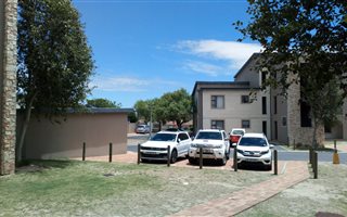 2 Bedroom Apartment in Sonstraal Heights