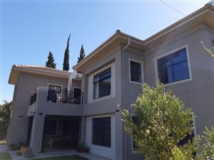 5 Bed House in Paarl