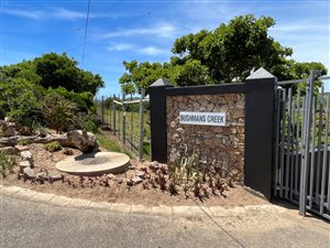 718 m² Land available in Boesmansriviermond