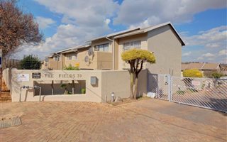2 Bedroom Townhouse in Buccleuch