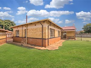 3 Bedroom House in Chloorkop