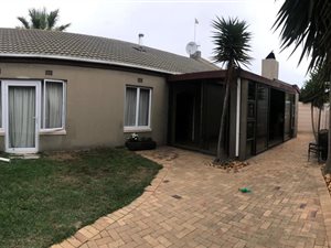 3 Bed House in Edgemead