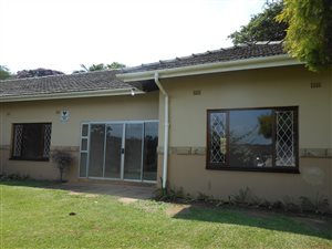 2 Bed Townhouse in Waterfall