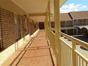 3 Bed Apartment in Elandsrand