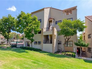 2 Bed Apartment in River Club