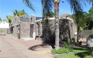 3 Bedroom Townhouse in Middelpos