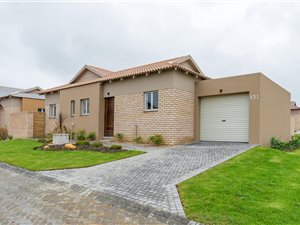 3 Bed House in Pacaltsdorp