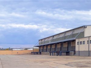 2046 m² Industrial space in Uraniaville