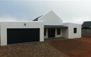 3 Bedroom House in Britannia Bay