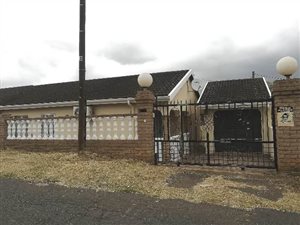 3 Bed House in Woodview